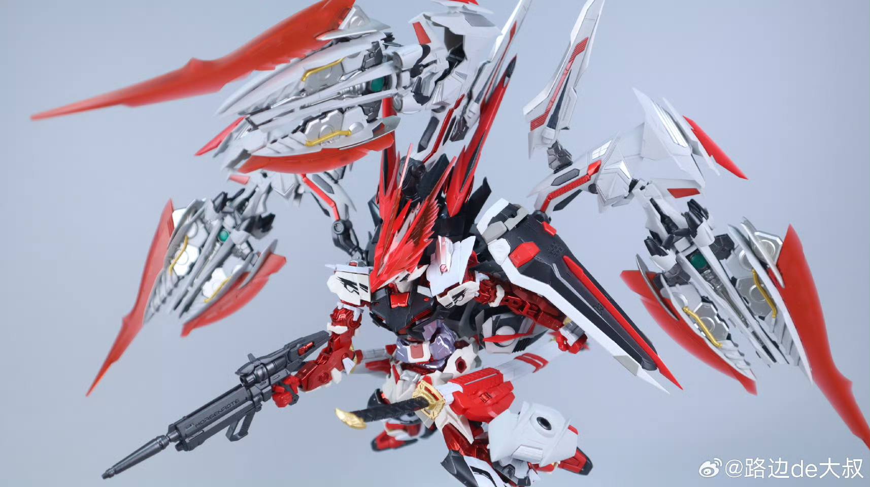 大班 MB 1/100 8836 紅龍異端 MB樣式 組裝模型