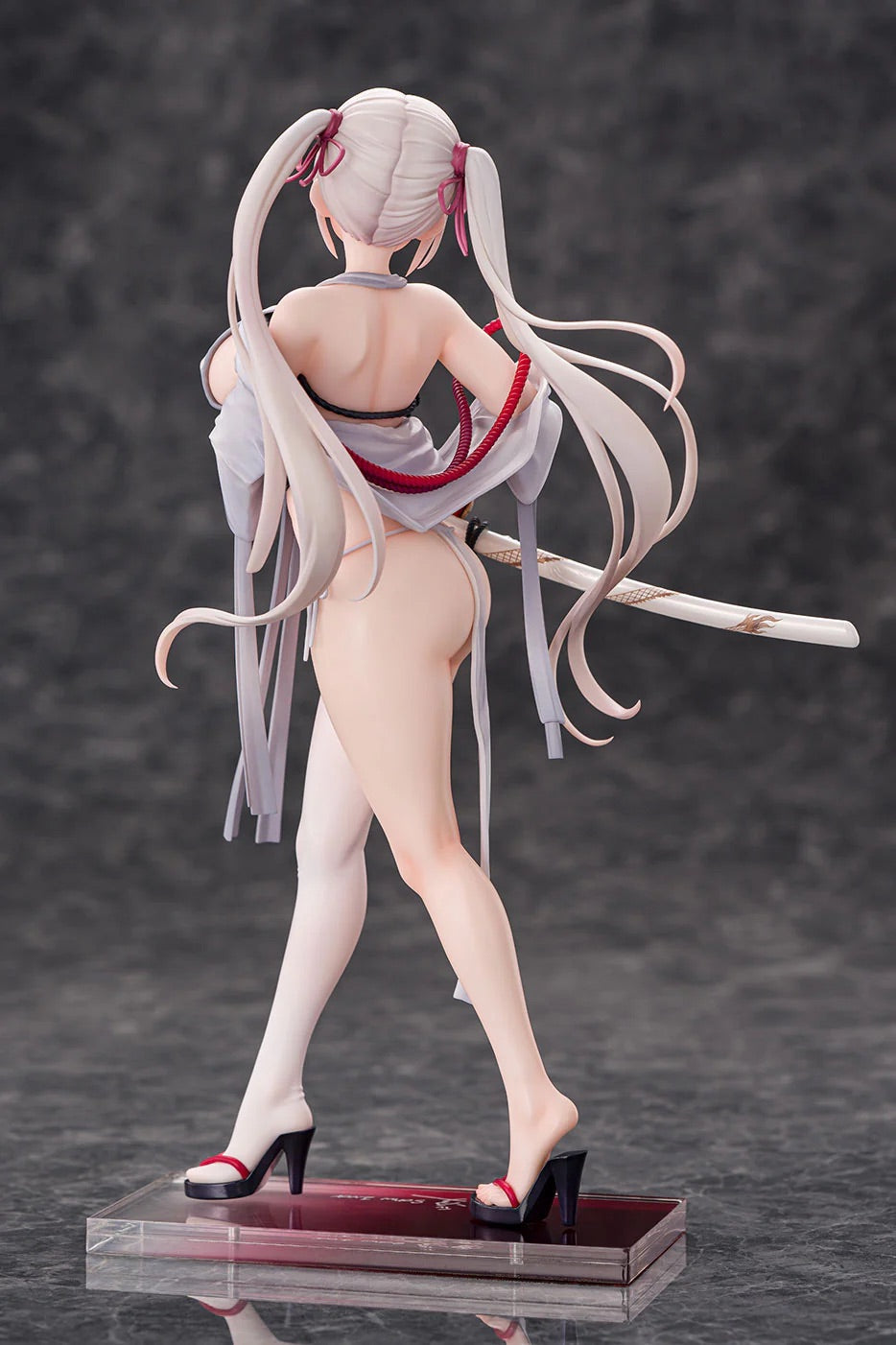 Kiwi Toys 1/6 雪愛 豪華版 附特典 ( 原畫掛畫 ＋亞克力立牌 + 鑰匙扣 + 色紙 ) PVC