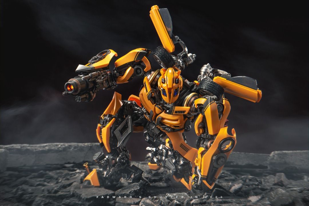 賽博時代 CE04 DLX 變形金剛 BumbleBee 大黃蜂 合金成品